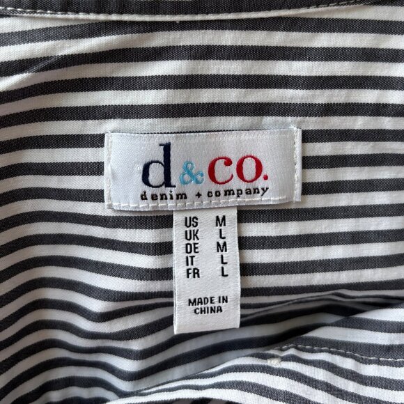 Denim & Co White with Gray Stripes Button Up Shirt Top Sz Medium Rose Applique - Picture 5 of 7